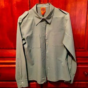 Beautiful green Tory Burch button up blouse!